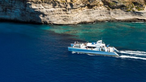 Snorkeling at the Lehua Crater