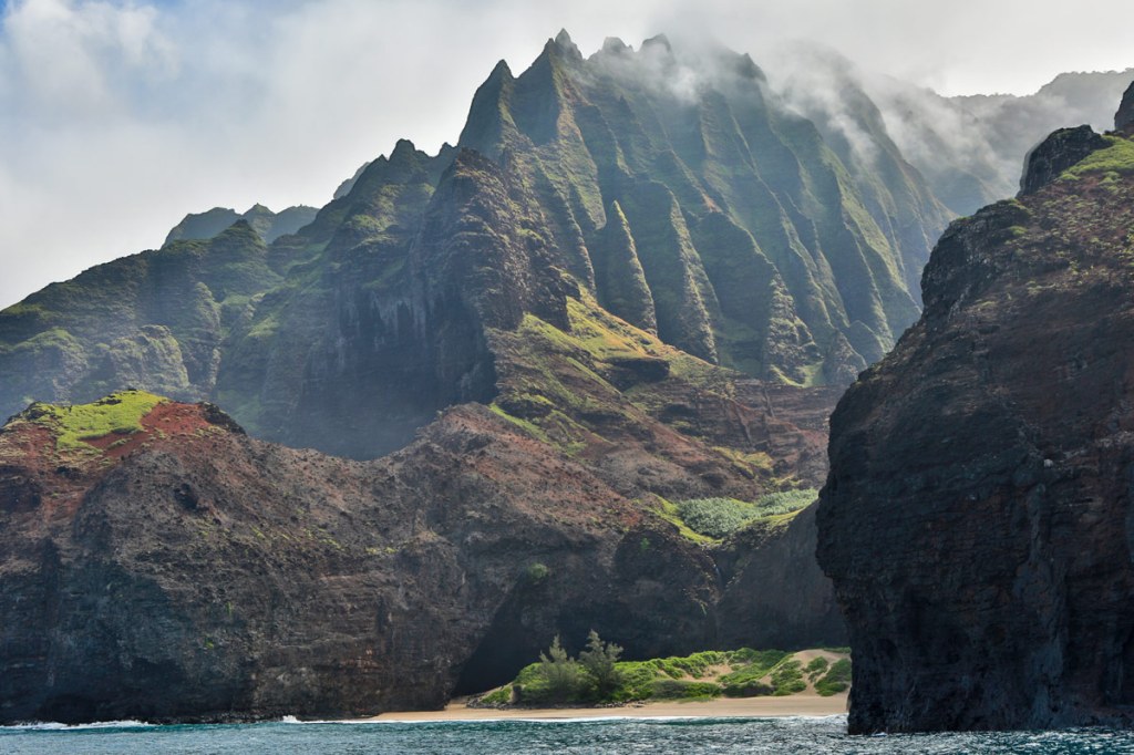 Kauai sailing tours