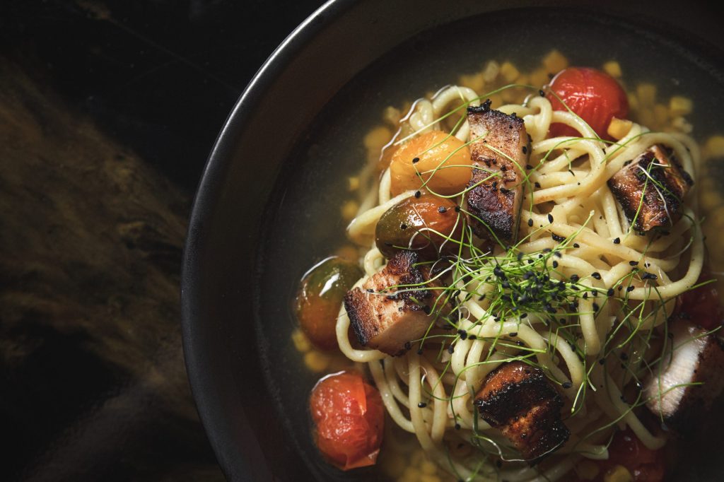 Naisla Kitchen & Cocktails