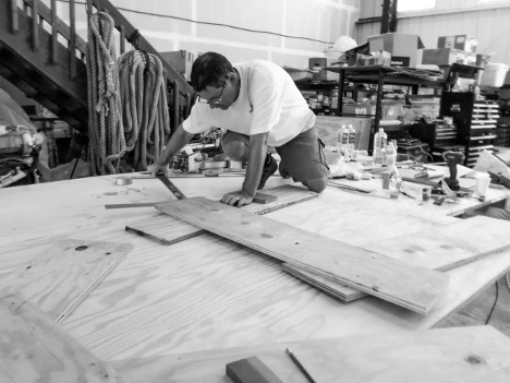 Hawaiʻi boat builder